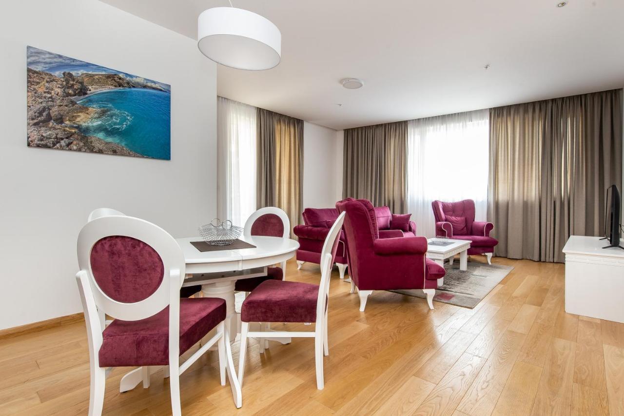 Apartments Lora In Apart-Hotel Будва Екстер'єр фото