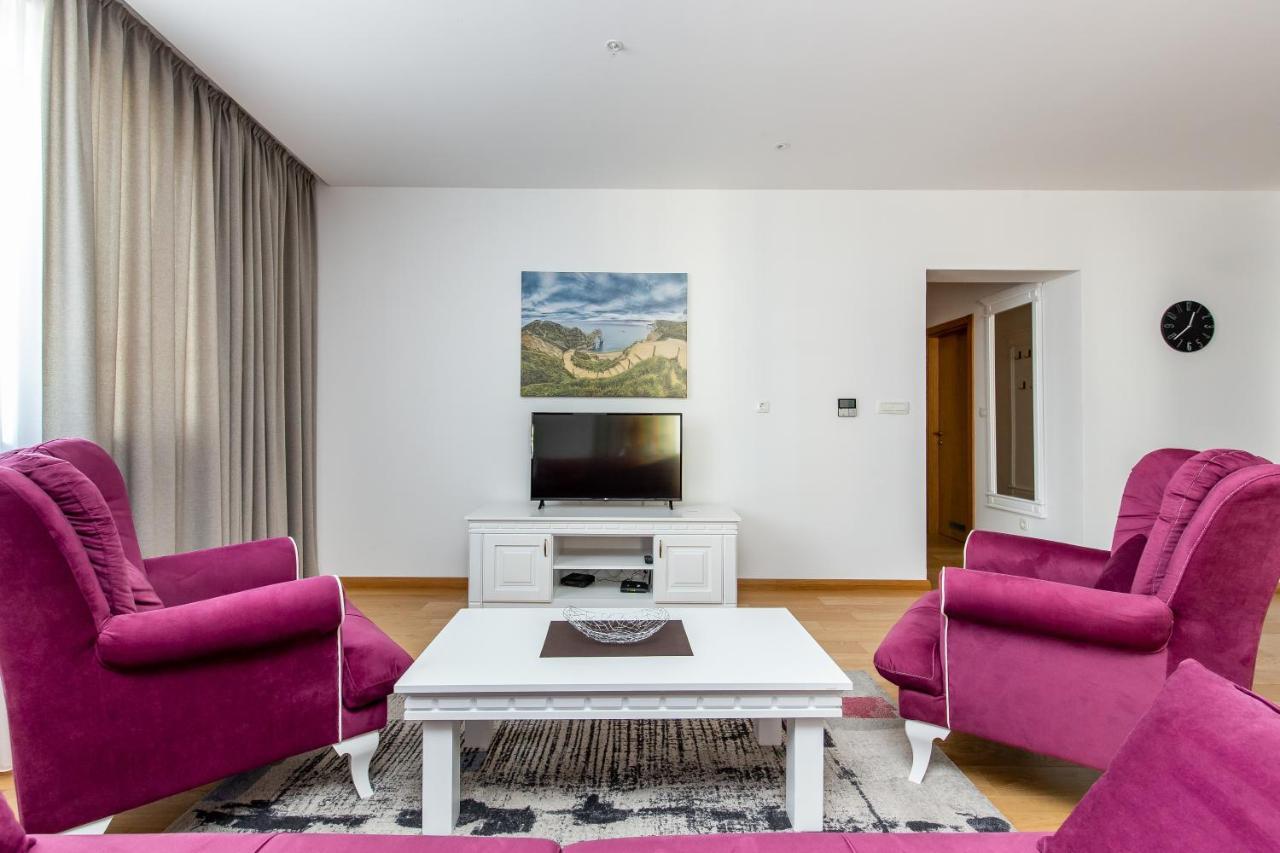Apartments Lora In Apart-Hotel Будва Екстер'єр фото