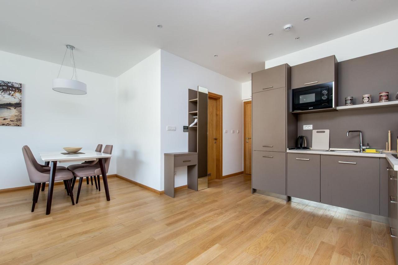 Apartments Lora In Apart-Hotel Будва Екстер'єр фото