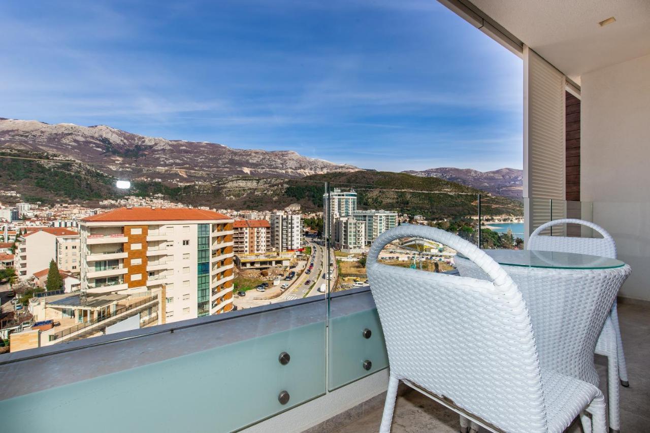 Apartments Lora In Apart-Hotel Будва Екстер'єр фото