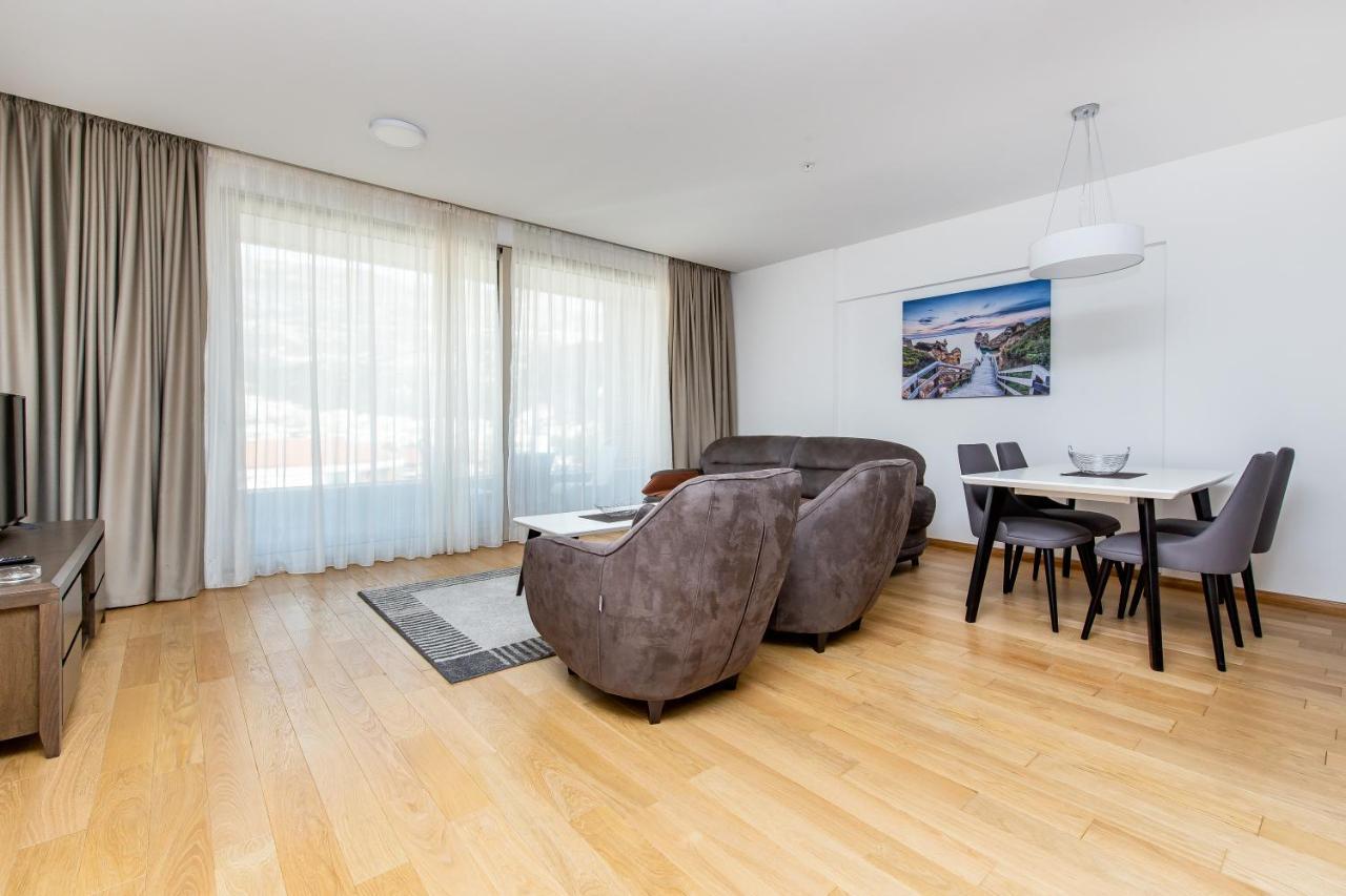 Apartments Lora In Apart-Hotel Будва Екстер'єр фото